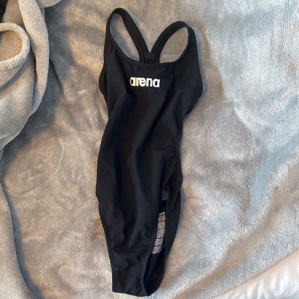Size 22 USED Power Skin Tech Suit Black, Girls